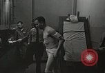 Immagine di Astronauta subisce il test Ohio United States USA, 1959, secondo 9 filmato di repertorio 65675023393