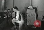 Immagine di Astronauta subisce il test Ohio United States USA, 1959, secondo 16 filmato di repertorio 65675023393