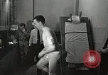 Immagine di Astronauta subisce il test Ohio United States USA, 1959, secondo 18 filmato di repertorio 65675023393