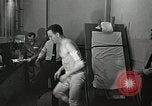 Immagine di Astronauta subisce il test Ohio United States USA, 1959, secondo 23 filmato di repertorio 65675023393