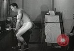 Immagine di Astronauta subisce il test Ohio United States USA, 1959, secondo 26 filmato di repertorio 65675023393