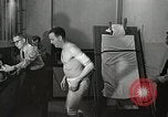 Immagine di Astronauta subisce il test Ohio United States USA, 1959, secondo 34 filmato di repertorio 65675023393