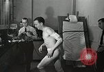 Immagine di Astronauta subisce il test Ohio United States USA, 1959, secondo 36 filmato di repertorio 65675023393