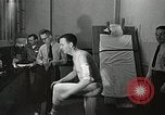 Immagine di Astronauta subisce il test Ohio United States USA, 1959, secondo 49 filmato di repertorio 65675023393