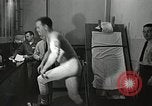 Immagine di Astronauta subisce il test Ohio United States USA, 1959, secondo 51 filmato di repertorio 65675023393
