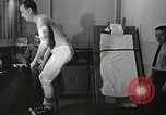 Immagine di Astronauta subisce il test Ohio United States USA, 1959, secondo 55 filmato di repertorio 65675023393