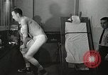 Immagine di Astronauta subisce il test Ohio United States USA, 1959, secondo 57 filmato di repertorio 65675023393