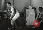 Immagine di Astronauta subisce il test Ohio United States USA, 1959, secondo 62 filmato di repertorio 65675023393