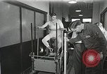 Immagine di Astronauta James Wood Ohio United States USA, 1959, secondo 21 filmato di repertorio 65675023395