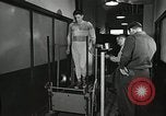 Immagine di Astronauta James Wood Ohio United States USA, 1959, secondo 59 filmato di repertorio 65675023395