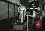 Immagine di Astronauta James Wood Ohio United States USA, 1959, secondo 61 filmato di repertorio 65675023395