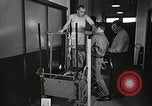 Immagine di Astronauta Hal Crandall Ohio United States USA, 1959, secondo 29 filmato di repertorio 65675023398