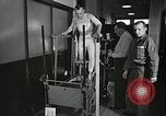 Immagine di Astronauta Hal Crandall Ohio United States USA, 1959, secondo 35 filmato di repertorio 65675023398