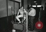 Immagine di Astronauta Hal Crandall Ohio United States USA, 1959, secondo 45 filmato di repertorio 65675023398