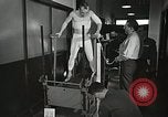 Immagine di Astronauta Hal Crandall Ohio United States USA, 1959, secondo 51 filmato di repertorio 65675023398