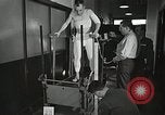 Immagine di Astronauta Hal Crandall Ohio United States USA, 1959, secondo 53 filmato di repertorio 65675023398