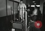 Immagine di Astronauta Hal Crandall Ohio United States USA, 1959, secondo 57 filmato di repertorio 65675023398