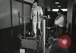 Immagine di Astronauta Hal Crandall Ohio United States USA, 1959, secondo 60 filmato di repertorio 65675023398