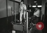 Immagine di Astronauta Hal Crandall Ohio United States USA, 1959, secondo 62 filmato di repertorio 65675023398