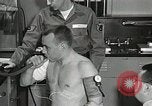 Immagine di Astronauta Hal Crandall Ohio United States USA, 1959, secondo 19 filmato di repertorio 65675023402