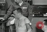 Immagine di Astronauta Hal Crandall Ohio United States USA, 1959, secondo 20 filmato di repertorio 65675023402
