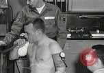 Immagine di Astronauta Hal Crandall Ohio United States USA, 1959, secondo 24 filmato di repertorio 65675023402