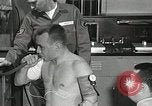 Immagine di Astronauta Hal Crandall Ohio United States USA, 1959, secondo 26 filmato di repertorio 65675023402