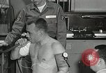 Immagine di Astronauta Hal Crandall Ohio United States USA, 1959, secondo 29 filmato di repertorio 65675023402