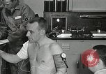 Immagine di Astronauta Hal Crandall Ohio United States USA, 1959, secondo 32 filmato di repertorio 65675023402