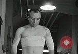 Immagine di Astronauta Hal Crandall Ohio United States USA, 1959, secondo 12 filmato di repertorio 65675023403
