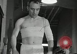 Immagine di Astronauta Hal Crandall Ohio United States USA, 1959, secondo 14 filmato di repertorio 65675023403