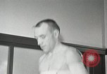 Immagine di Astronauta Hal Crandall Ohio United States USA, 1959, secondo 43 filmato di repertorio 65675023403