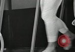 Immagine di Astronauta Hal Crandall Ohio United States USA, 1959, secondo 57 filmato di repertorio 65675023403