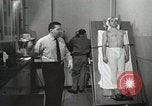 Immagine di Test della NASA Hal Crandall per fitness Ohio United States USA, 1959, secondo 48 filmato di repertorio 65675023415