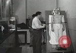 Immagine di Test della NASA Hal Crandall per fitness Ohio United States USA, 1959, secondo 51 filmato di repertorio 65675023415