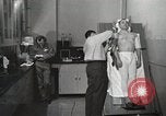 Immagine di Test della NASA Hal Crandall per fitness Ohio United States USA, 1959, secondo 60 filmato di repertorio 65675023415