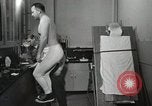 Immagine di Harold W Christian Ohio United States USA, 1959, secondo 41 filmato di repertorio 65675023416
