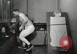 Immagine di Harold W Christian Ohio United States USA, 1959, secondo 50 filmato di repertorio 65675023416