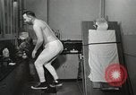 Immagine di Harold W Christian Ohio United States USA, 1959, secondo 60 filmato di repertorio 65675023416