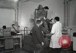 Immagine di Astronauta James Wood Ohio United States USA, 1959, secondo 16 filmato di repertorio 65675023417