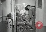 Immagine di Astronauta Tom Bogan Ohio United States USA, 1959, secondo 55 filmato di repertorio 65675023423