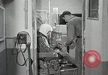 Immagine di Astronauta Tom Bogan Ohio United States USA, 1959, secondo 56 filmato di repertorio 65675023423