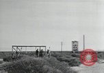 Standbild Deutsche V-2 Rakete New Mexico United States USA, 1946, aus Sekunde 5 historischem Filmmaterial Videoclip 65675023442