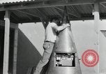 Standbild Deutsche V 2-Rakete New Mexico United States USA, 1946, aus Sekunde 62 historischem Filmmaterial Videoclip 65675023445