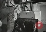 Standbild Astronaut Bob Solliday Ohio United States USA, 1959, aus Sekunde 10 historischem Filmmaterial Videoclip 65675023449