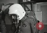 Standbild Astronaut Bob Solliday Ohio United States USA, 1959, aus Sekunde 16 historischem Filmmaterial Videoclip 65675023449