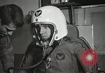 Standbild Astronaut Bob Solliday Ohio United States USA, 1959, aus Sekunde 24 historischem Filmmaterial Videoclip 65675023449