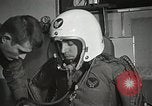 Standbild Astronaut Bob Solliday Ohio United States USA, 1959, aus Sekunde 25 historischem Filmmaterial Videoclip 65675023449