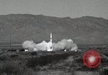 Standbild Redstone Missile gebrannt wird New Mexico United States USA, 1960, aus Sekunde 6 historischem Filmmaterial Videoclip 65675023460