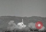 Standbild Redstone Rakete beschossen White Sands White Sands Missile Range, New Mexico United State USA, 1960, aus Sekunde 11 historischem Filmmaterial Videoclip 65675023461